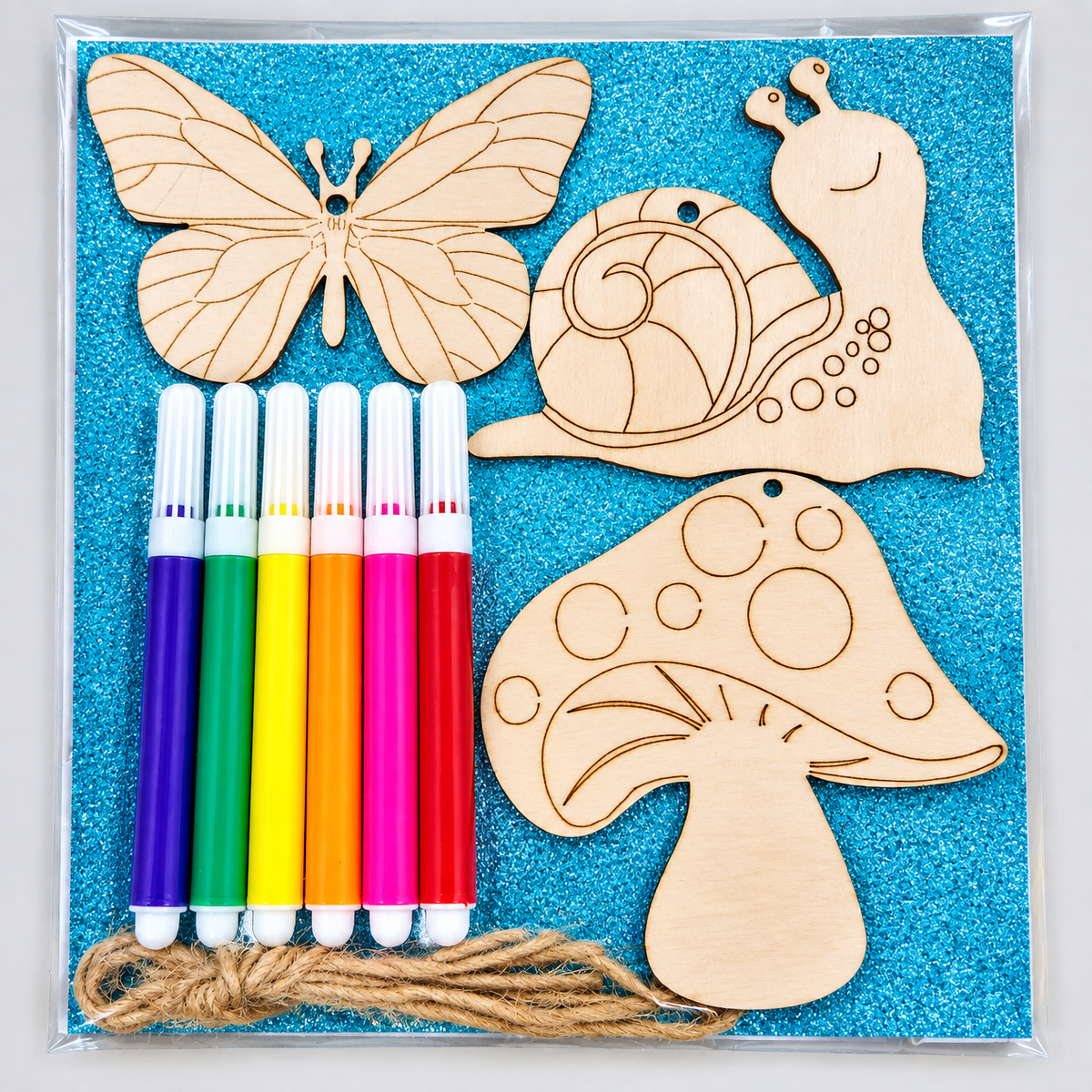 Wooden cut-out & Pen Kit