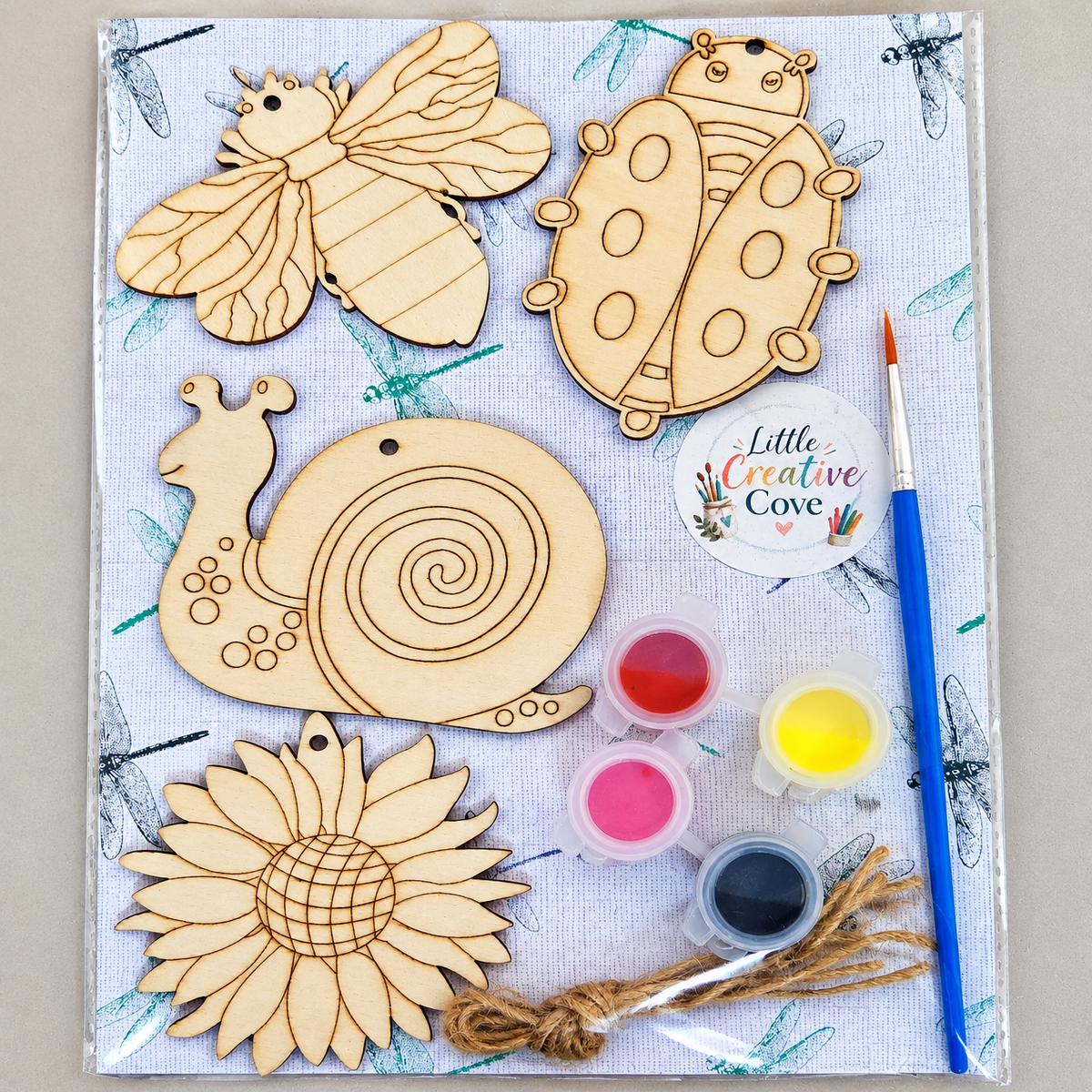 Wooden Cut-outs & Paint Kit 3